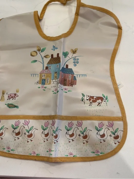 SUPER RARE** Original Vintage Hartland Vinyl Baby Bib
