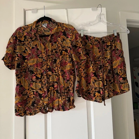 VINTAGE 90s matching shorts set