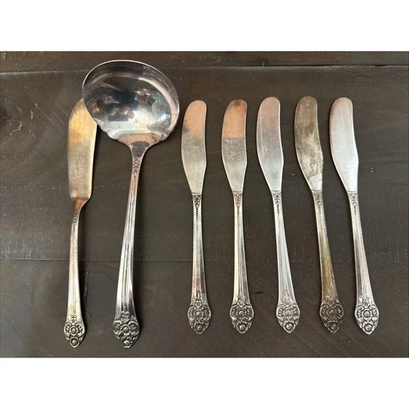 Oneida Community PLANTATION Silverplate Flatware Seven Piece Serving Utensils