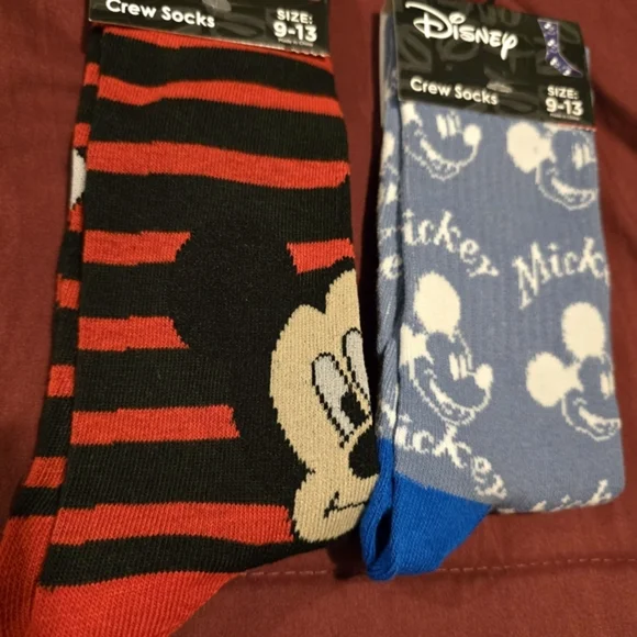 NWT Disney Mickey Mouse Adult Crew Socks 2 Pair Blue & Black Size 9-13‎