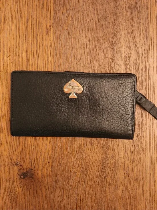 kate spade Vintage Black Pebbled Leather Wallet Gold Spade Accent Circa 2015