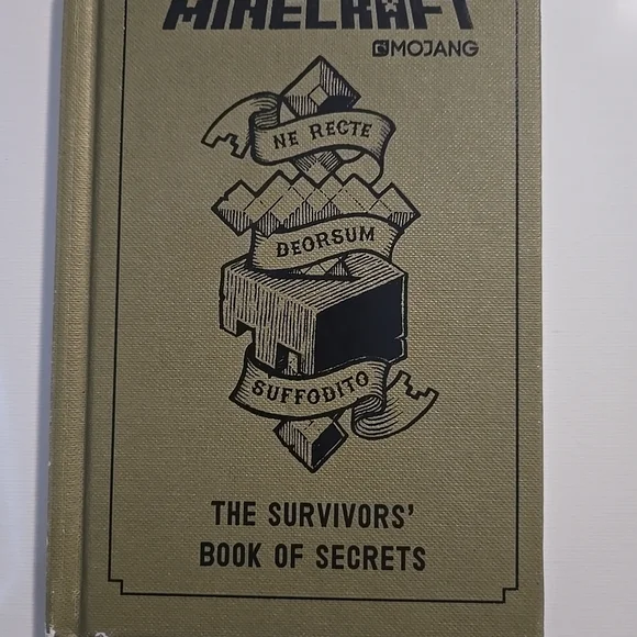 Minecraft: The Survivors' Book of Secrets - Green