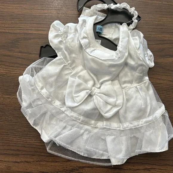 Dog Wedding Dress Size XXS Yappily Ever‎ After Attached Veil