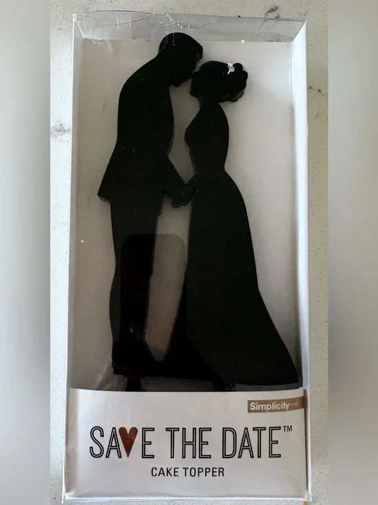 Simplicity Black Bride and Groom Silhouette Cake Topper