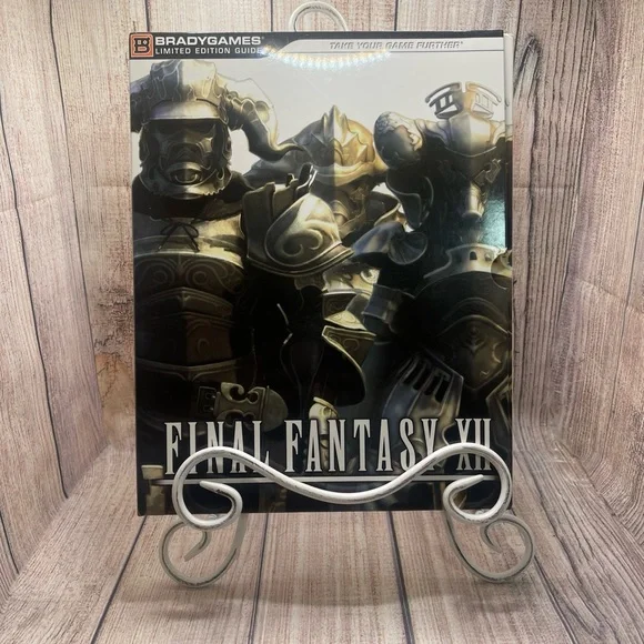 Final fantasy XII guide like new