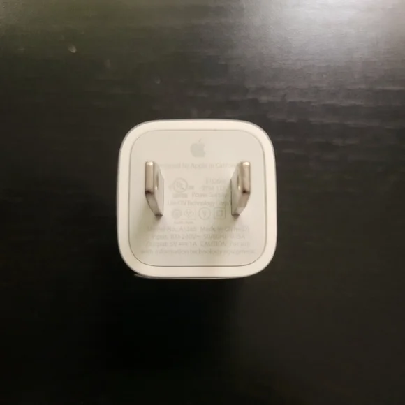 Apple iPhone Charger A1385