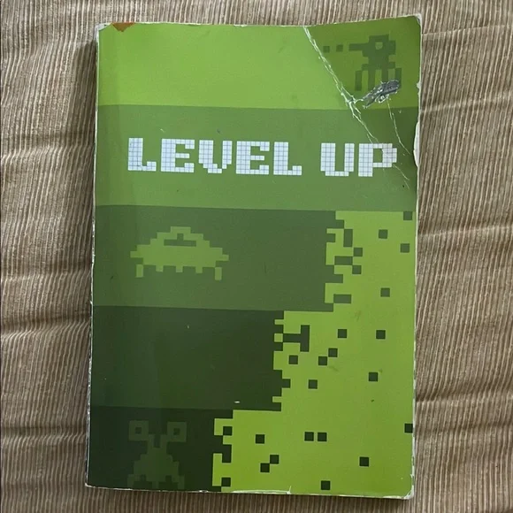 Green Gaming Guides Level Up Display