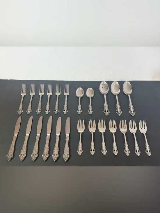 Reed & Barton Royal Majesty Mirror Steel Stainless 23 Pc Service 6 Serving