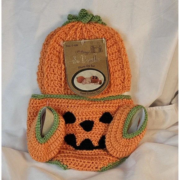 Hand Crochet 3 Piece Baby Set 0-6 Month Halloween I Am Always So 'Dorable NIP