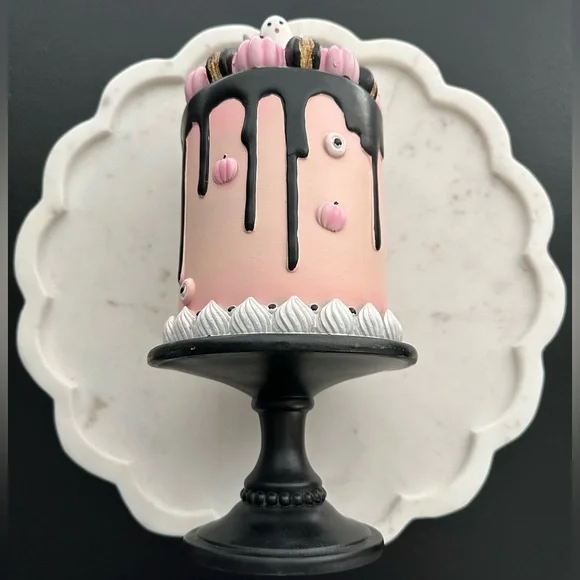 Elegant Halloween Drip Cake Stand