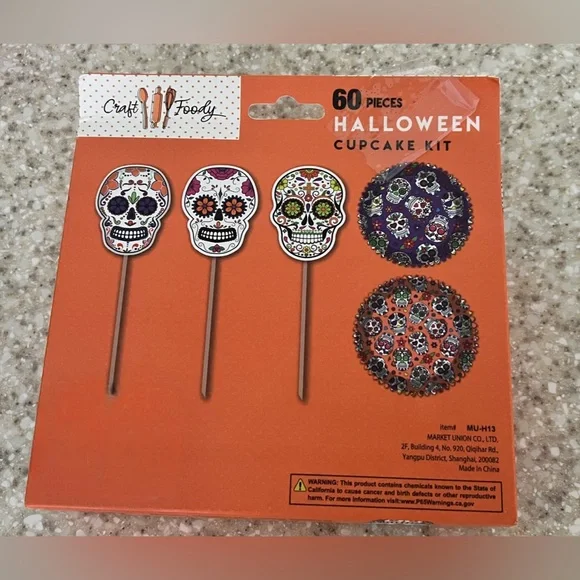 🔥HOST PICK🔥Craft Foody 60 Piece Halloween Cupcake Kit