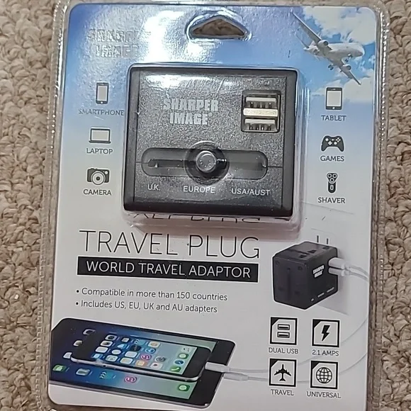 Travel adaptor