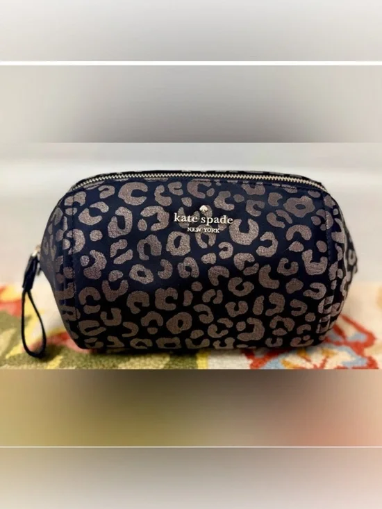 KATE SPADE Chelsea Medium Metallic Black Leopard Print Zip Pouch W/ Wristlet