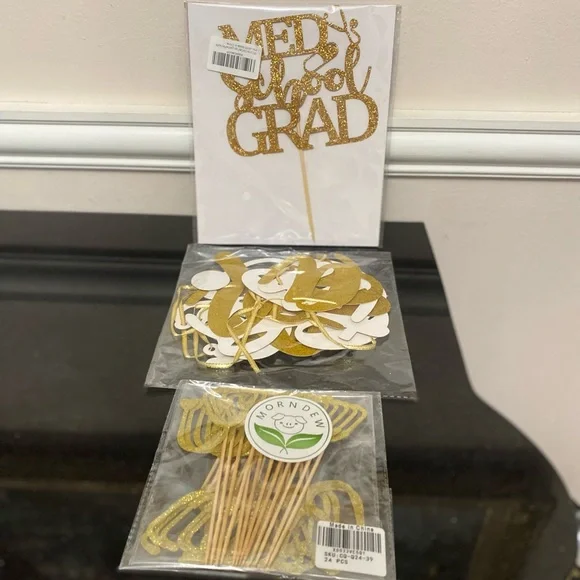 Gold Glitter 'Class of Med school Grad'