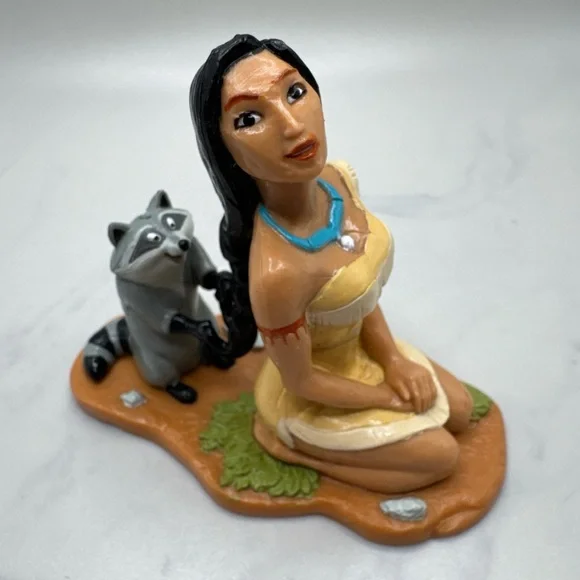 Disney Applause Pocahontas Meeko Raccoon PVC Cake Topper