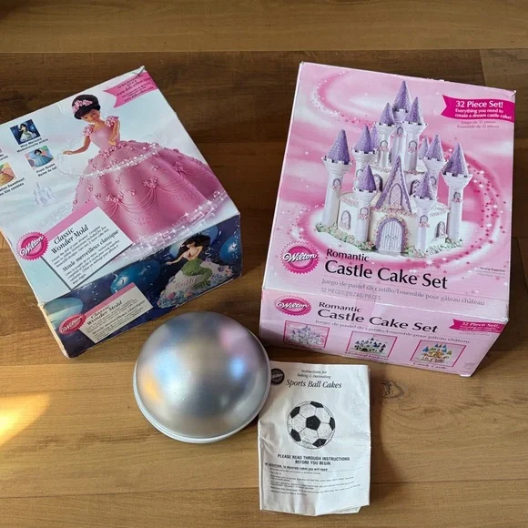 Wilton Romantic Castle Cake Set, Sports Ball & Classic Wonder Mold