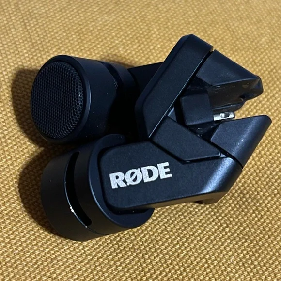 Rode Ixy-l Stereo Microphone for Apple iPhone/iPad with Lightning Connector