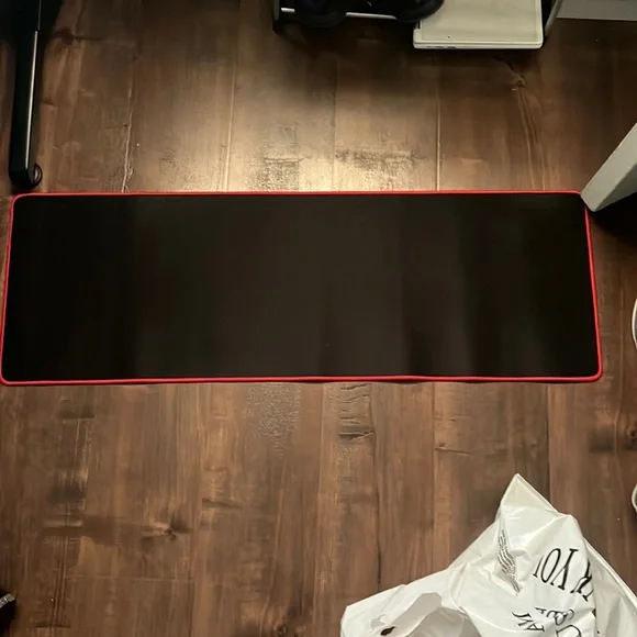 Gaming mouse pad