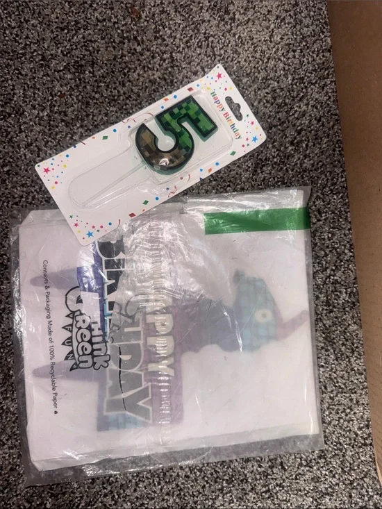 Number 5 Green FORTNITE Birthday Candle
