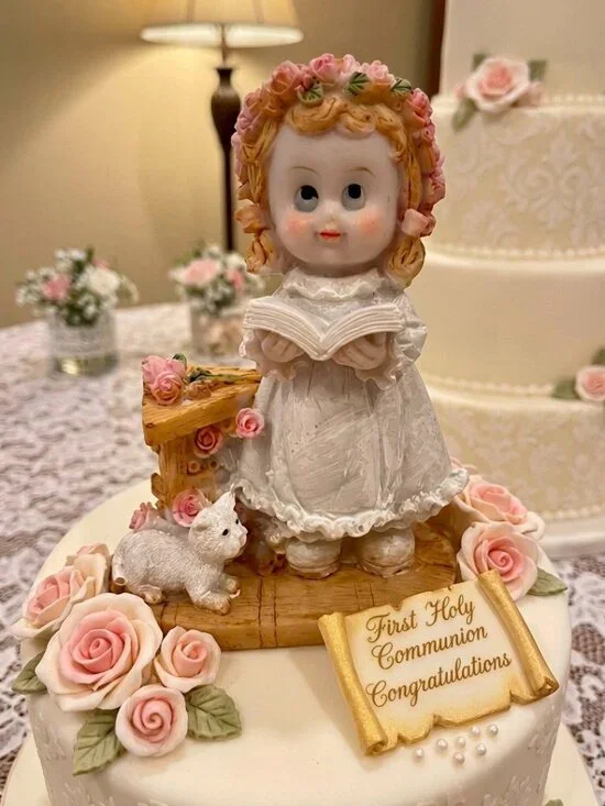 First Holy Communion Girl Figurine - 5
