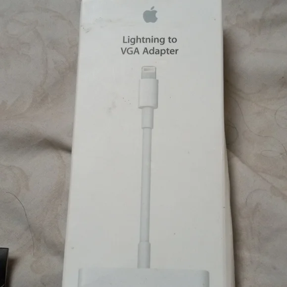 Lightning to VGA Adapter