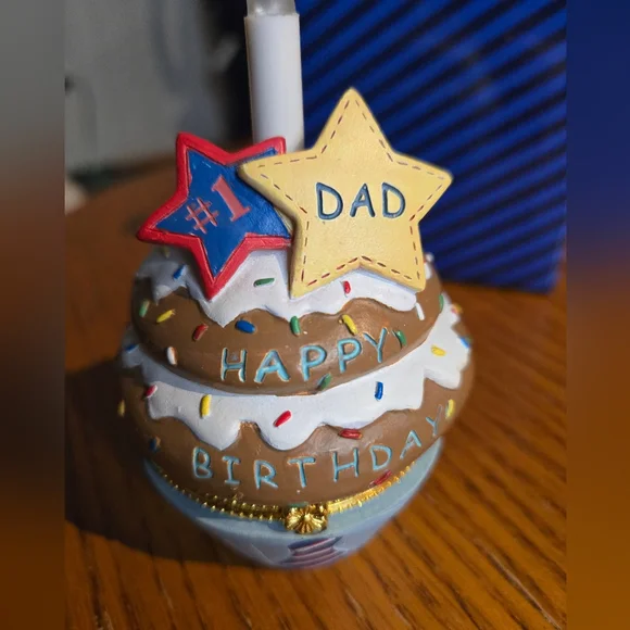 Happy Birthday #1 Dad Star Cupcake Keepsake