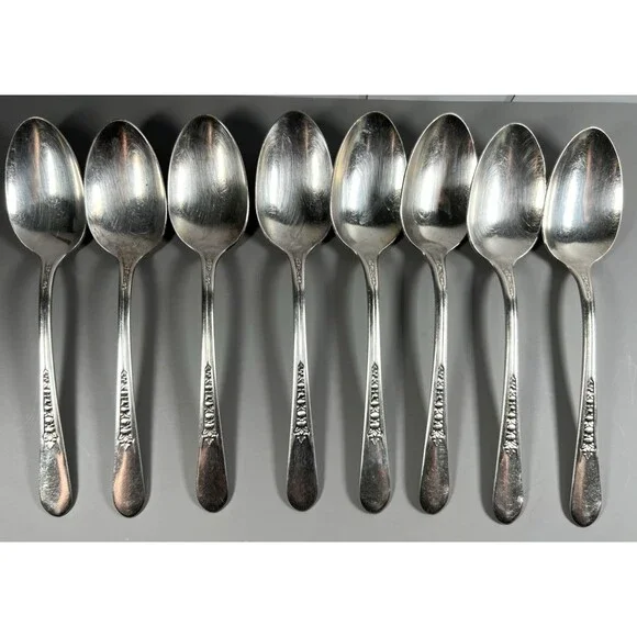 SILVERWARE Wm ROGERS PRISCILLA ~ LADY ANN ~ Lot of (8) TEASPOONS 6 1/8