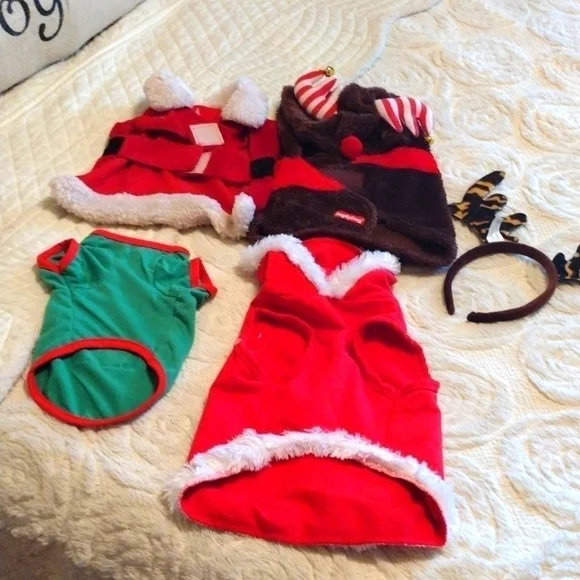 4@30.00 or 20.00 DOGS Christmas Clothing