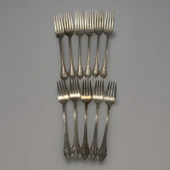 1847 Rogers Bros IS Remembrance Silverplate Silverware Forks Lot 11 Vintage