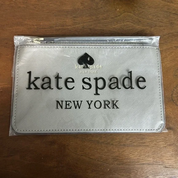 NWT Kate Spade Gray Leather Wristlet
