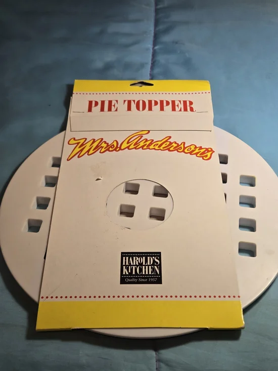 NEW! Vintage Mrs. Anderson’ Pie Topper Cut-Out Baking Tool Box Lattice Design