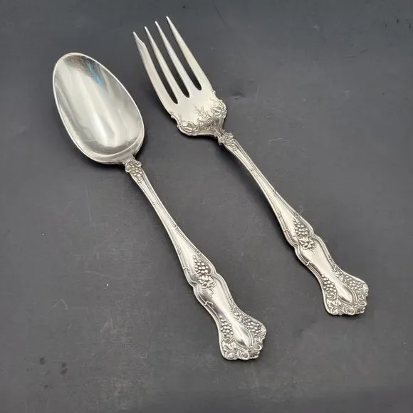 1847 Rogers Bros. Silverplated Vintage Pattern Grape Salad Serving Set