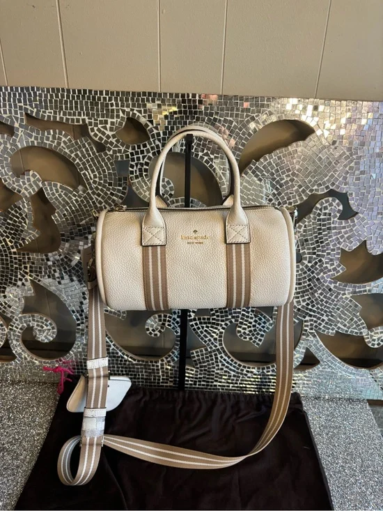 💕Kate spade Rosie Pebbled Leather Barrel Bag with Stripe Strap