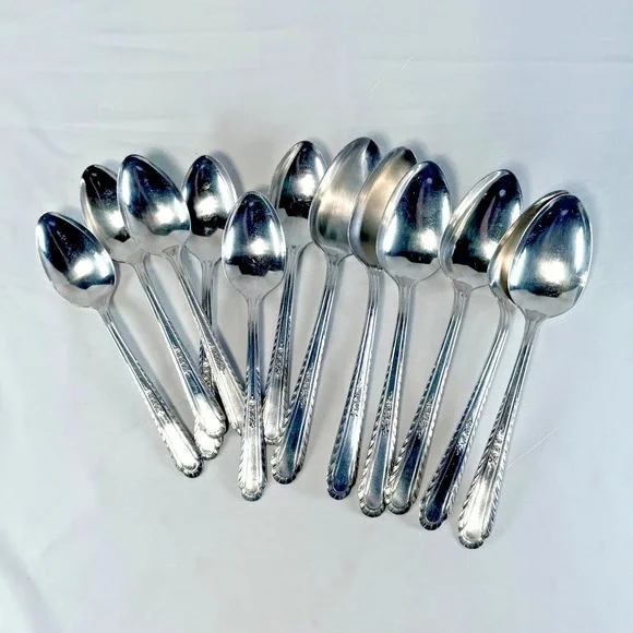 12 Vintage H&T Mfg Co. (Holmes & Tuttle) Spoons Silver Plated Wentworth 1938