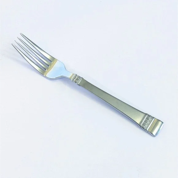 Oneida CADENCE Dinner Fork 7 7/8