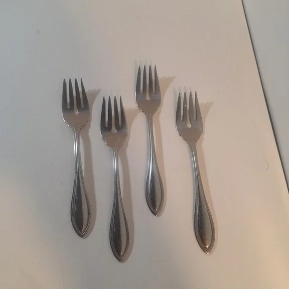 ONEIDA Stainless ARBOR AMERICAN HARMONY SALAD FORKS / 4 Forks