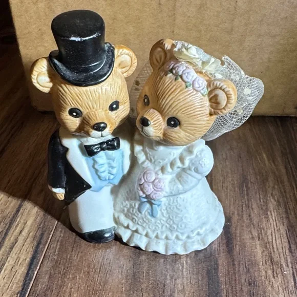 Vintage Homco Charming Porcelain Teddy Bears Bride and Groom Wedding Bear