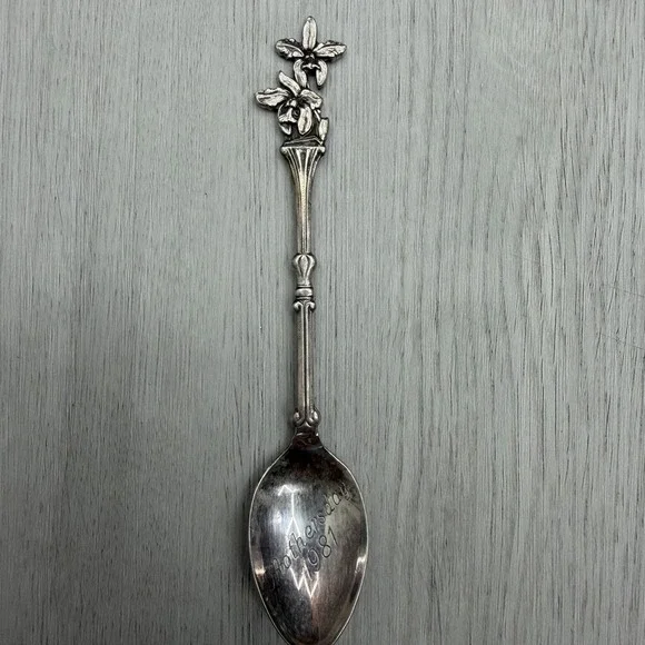 Silver Plate Mothers Day 1981 Spoon Orchid Finial Vintage