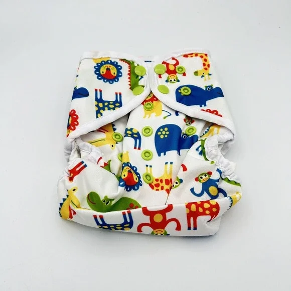 Baby Diaper Cover Adjustable Snap Zoo Animals Print‎ Lions, Giraffes One Size