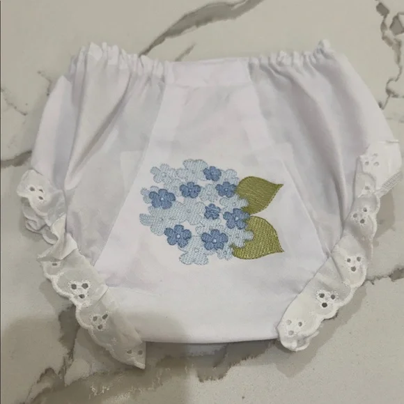 Hydrangea Embroidered Bloomers NWOT