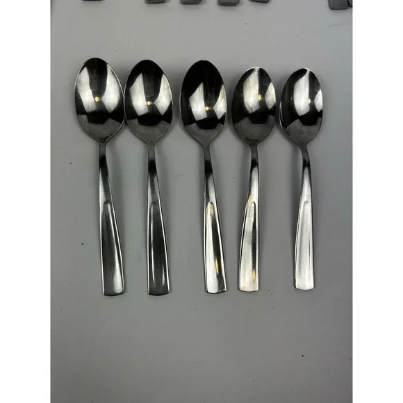Pfaltzgraff 18/0 Flatware Lot Of 5 Stainless Steel Spoons