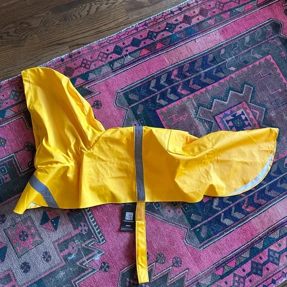 Yellow Dog Raincoat with Reflective Stripes‎ | XXL | NWT