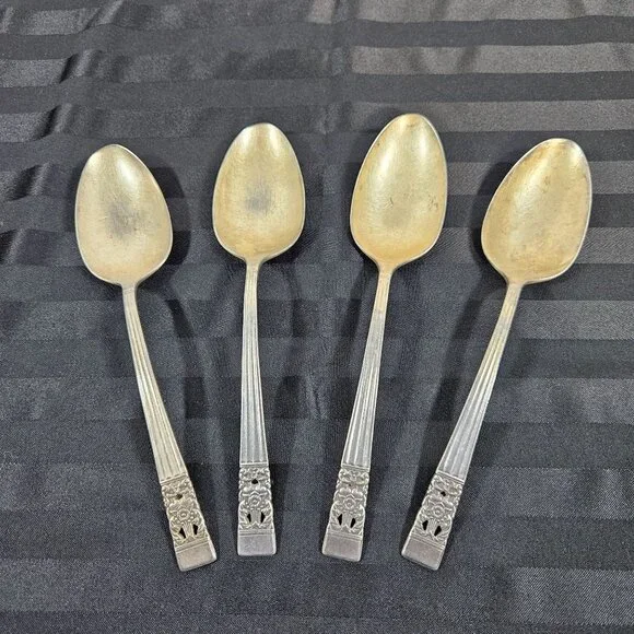 Vintage‎ Oneida Community Plate Serving Spoons Coronation Pattern Set of 4