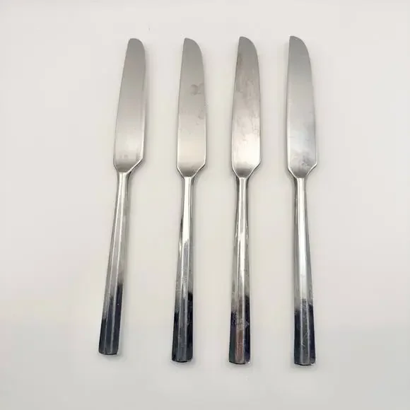 Stanley Roberts Korea SRBYOR Set of 4 French Solid Knives Replacement Flatware