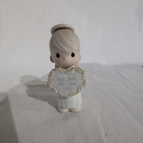 Precious Moments Angel - 