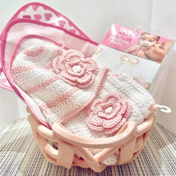 Baby Gift Basket. Ceramic diaper holder, knit hat and diaper cover bed sheet NEW
