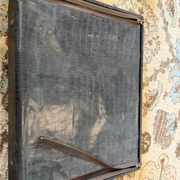 Black Croc-Embossed Flatware case