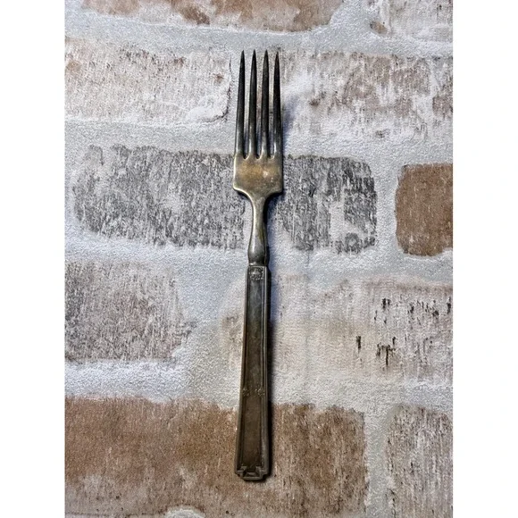Vintage Victor Silver Seal Cold Meat Serving Fork Floral Art Deco Silverplate