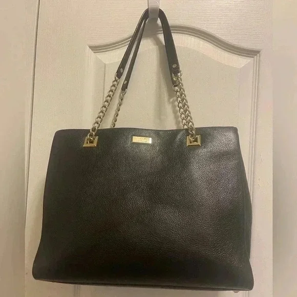 Kate Spade New York Leather Shoulder Bag Black in good conditions