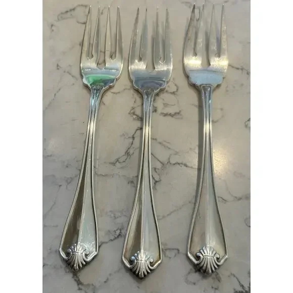 Vtg Rogers 1881‎ Oneida King James Pattern Silverplate Set of 3 Salad Forks
